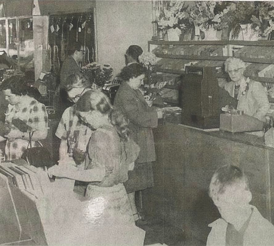 <strong>1953</strong>